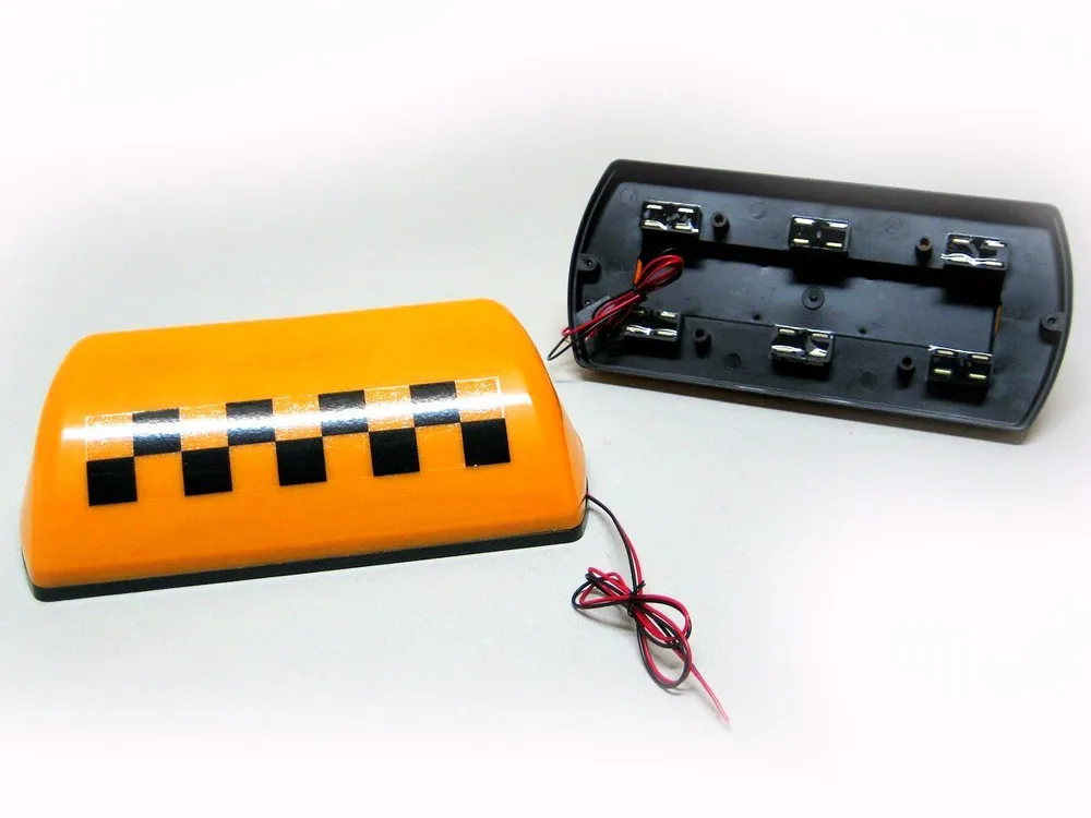 Знак  Такси  магнит оранжевый 6 магнитов М (3)