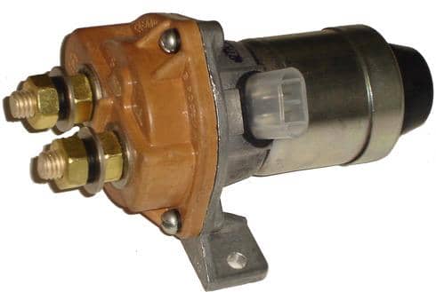 Выключатель массы  КамАЗ, МАЗ (под фишки) Арт. 1410.3737 Выключатель массы  КамАЗ, МАЗ (под фишки) Арт. 1410.3737