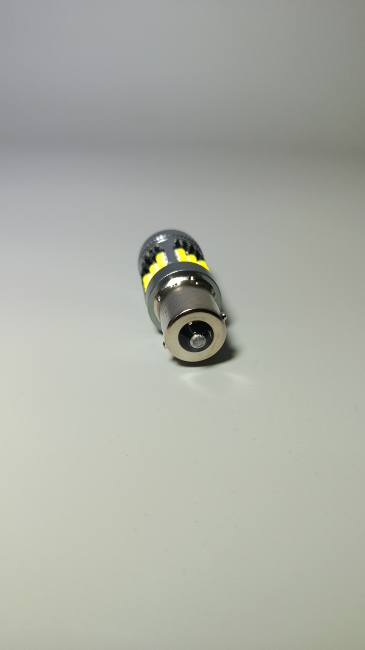Автолампа светодиодная 69SMD 12-24V P21W 1 конт белый с вентилятор.мощные (2)