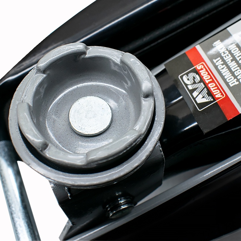 Домкрат подкатной AVS FJ-2000M, 2т, 135-330мм. в кейсе (4) Арт. A78411S