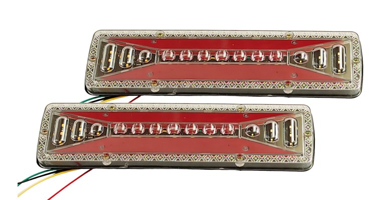 Фонарь задний универсальный светодиодный 12-24V  (30 9 2см) к-т Арт. SQ-B-142