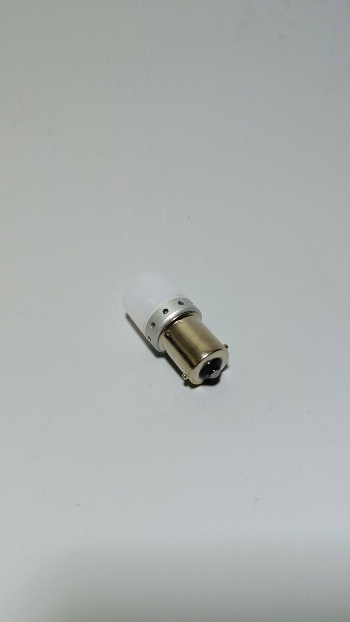 Автолампа светодиодная 12V P21W BA15S 1156  1 контактная красный стробоскоп белое стекло алюминий (2)