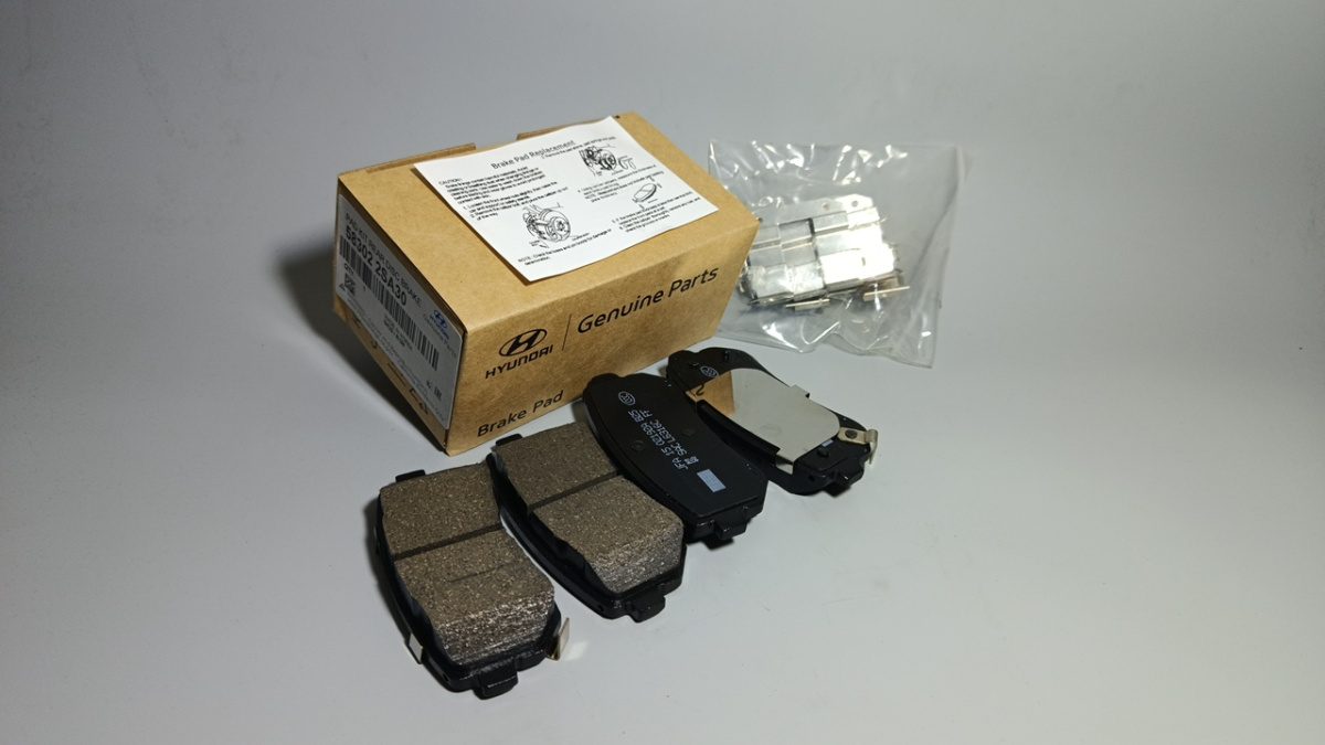 Колодки тормозные задние дисковые 58302-2SA30 HYUNDAI i30 (07-) KIA Ceed (06-),Rio (05-),Cerato (09- (1) Арт. 583022SA30